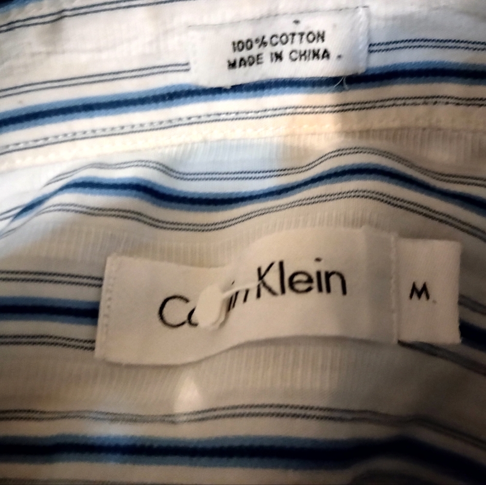 Calvin Klein button down blouse - Picture 5 of 9